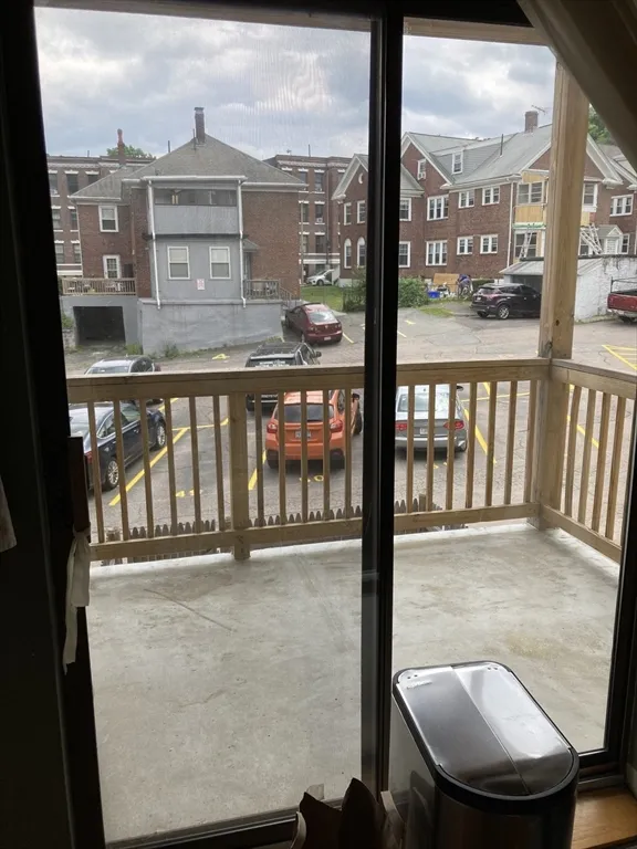 1734 Commonwealth Ave, Brighton