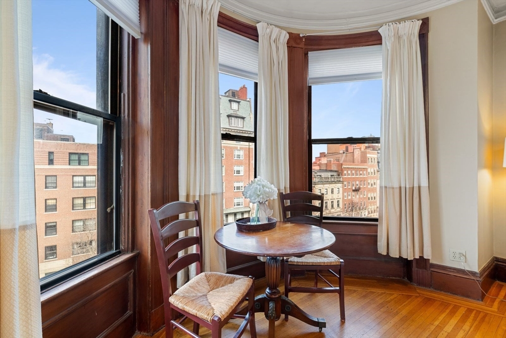 295 Beacon, Back Bay