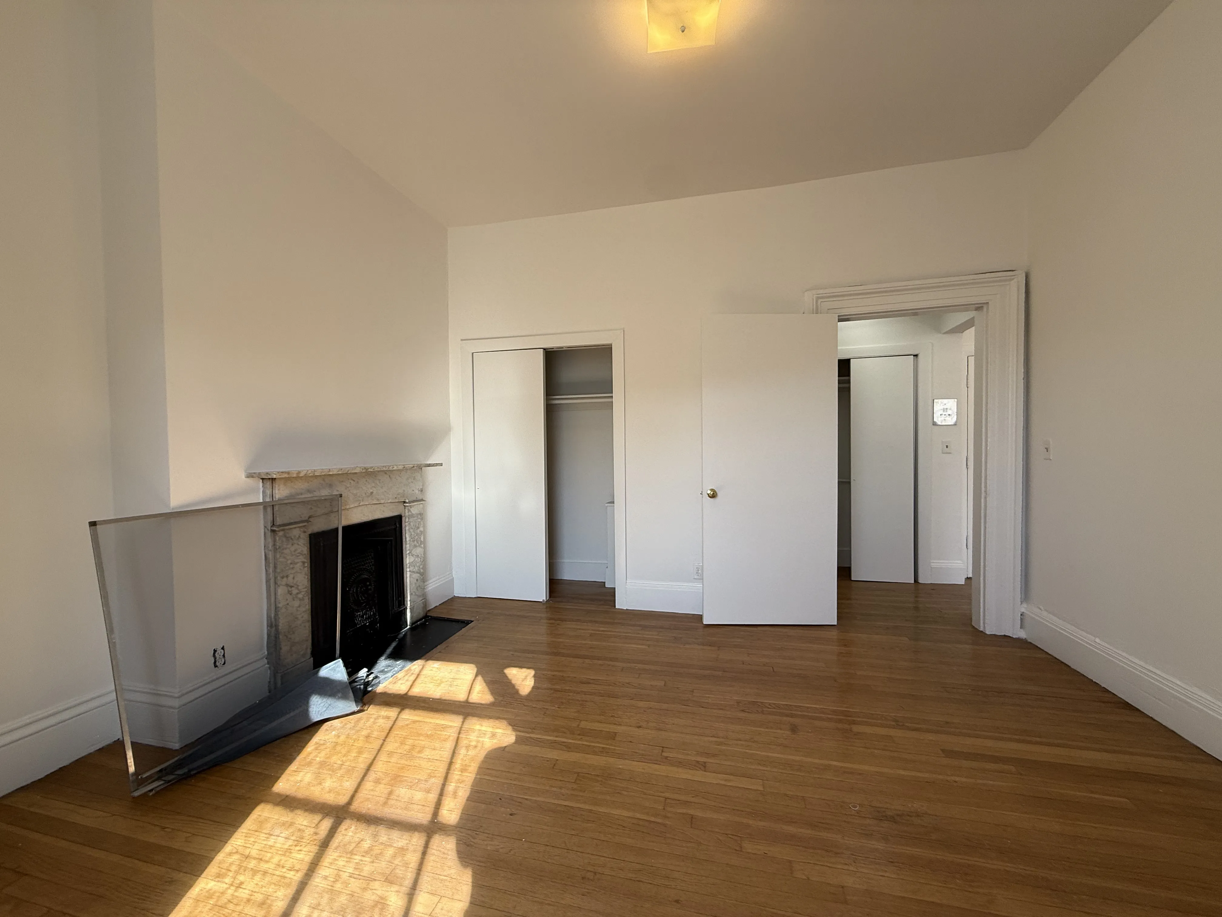 24 Mount Vernon St, West Roxbury