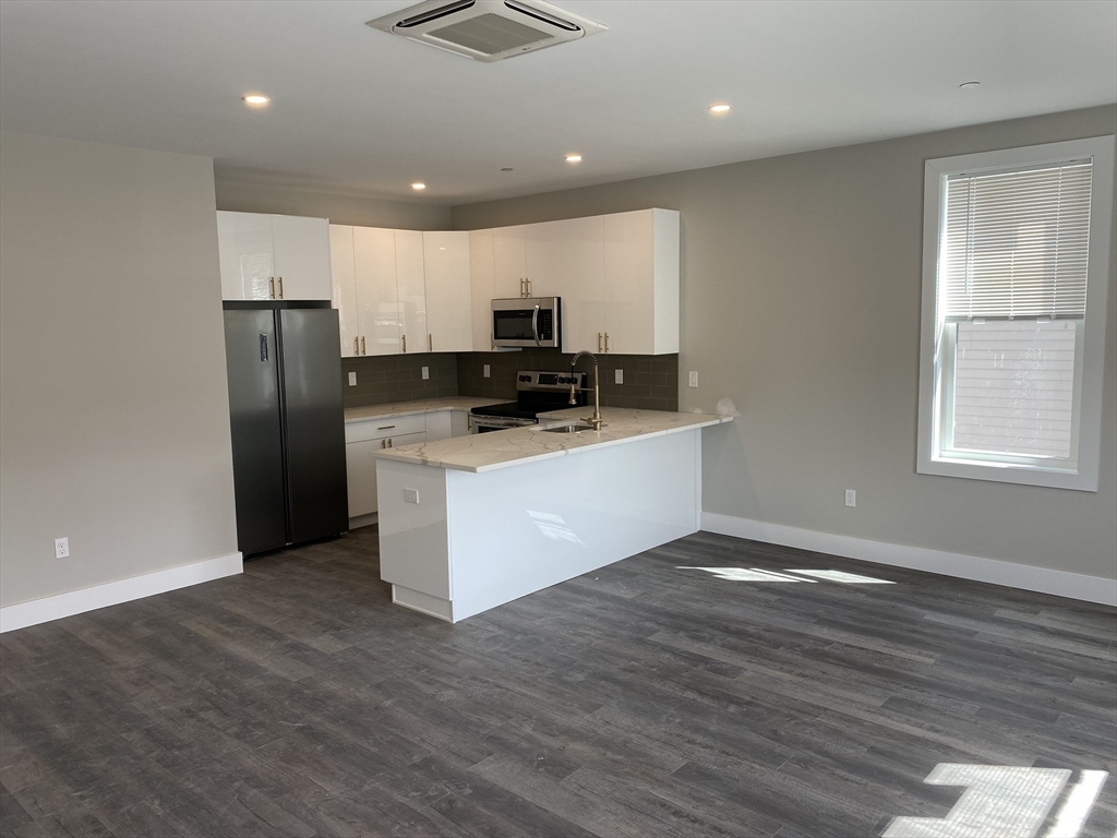 32 Norwood St, Dorchester