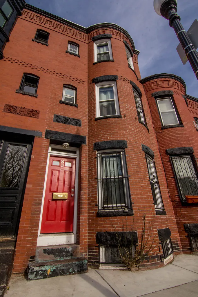 83 Windsor St, Roxbury