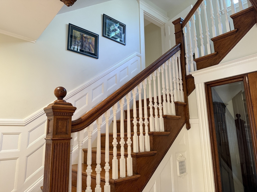 82 Lancaster Ter, Coolidge Corner