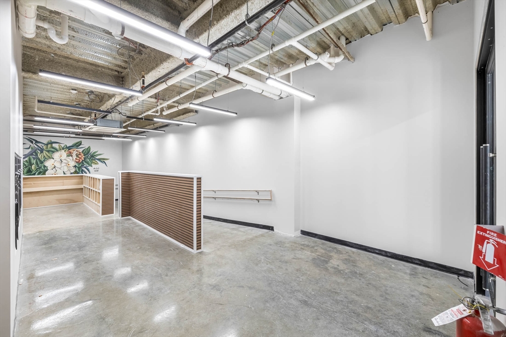 400 W Broadway, South Boston