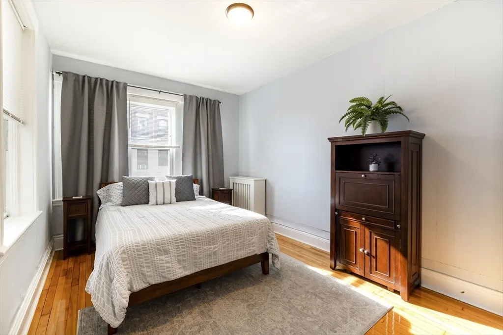 32 Reedsdale St, Allston