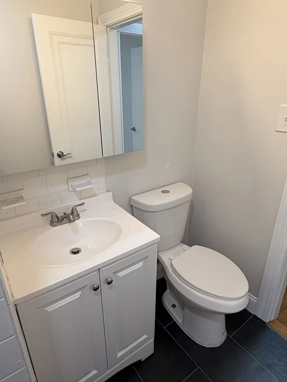 252 Auburndale Ave, Auburndale