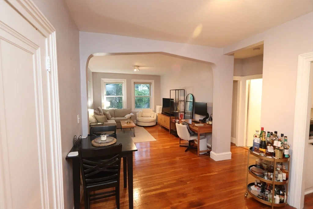 1662 Commonwealth Ave, Brighton