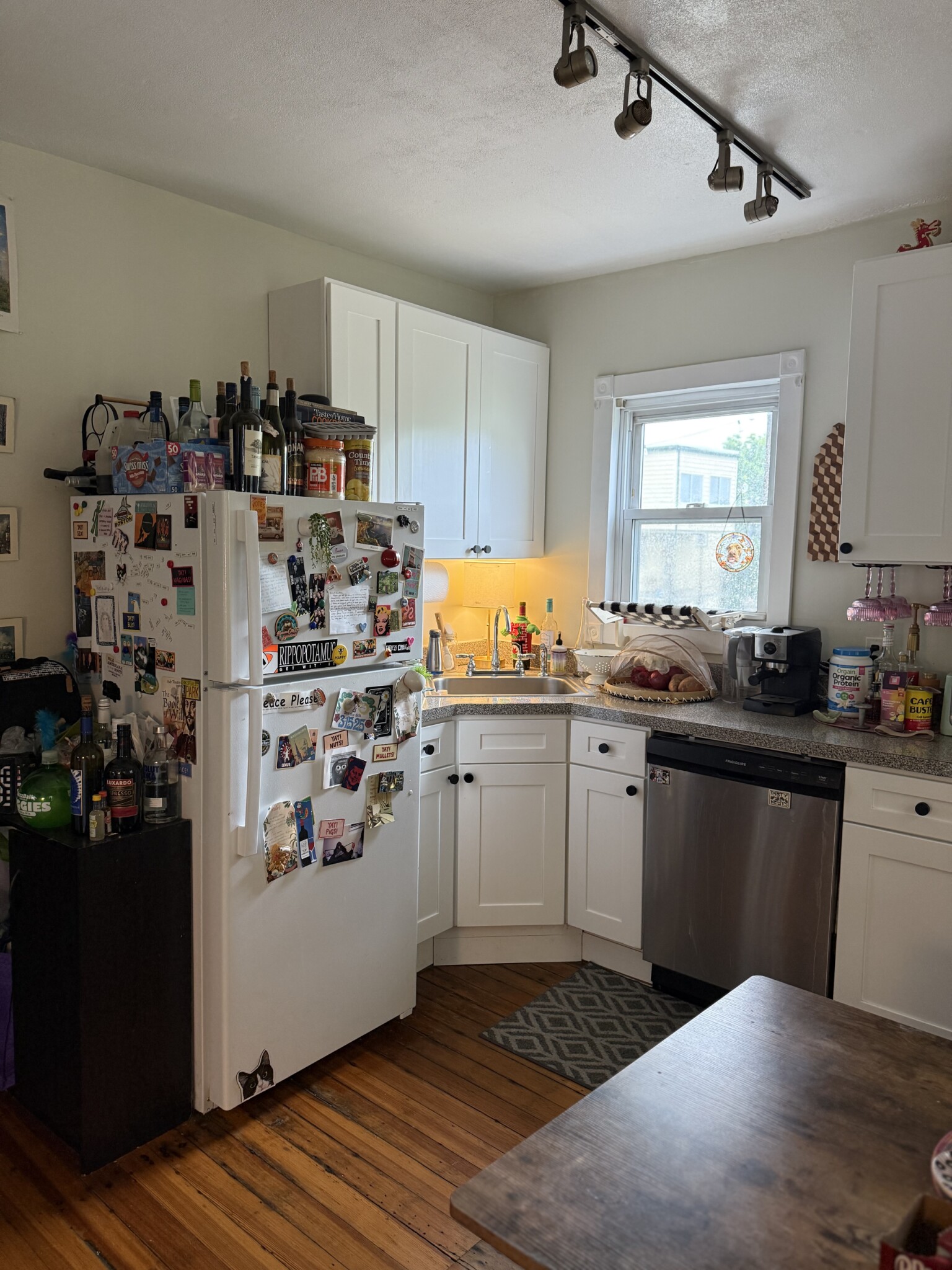 101 Heath St, Winter Hill