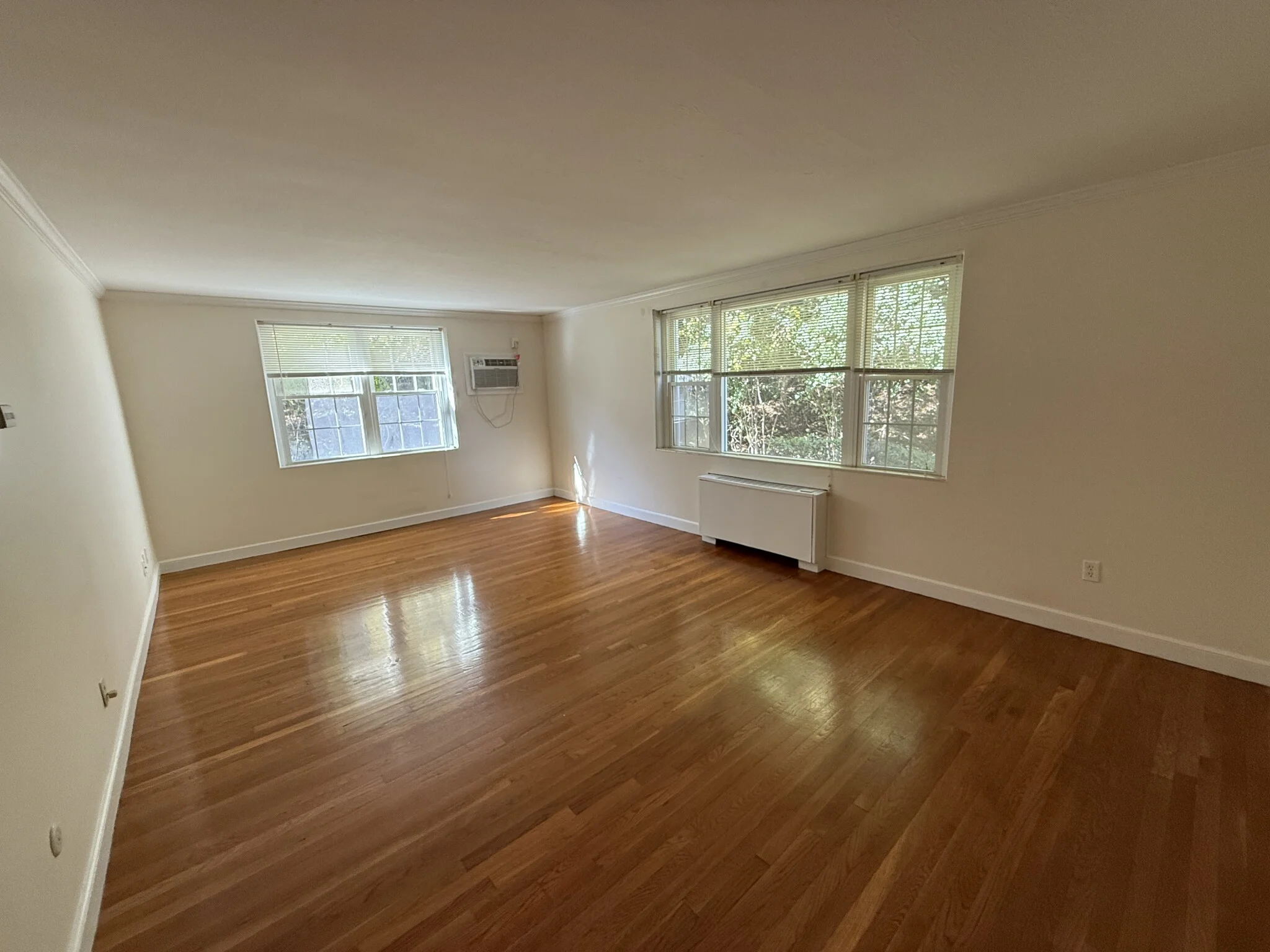 11 Captain Parker Arms, Lexington