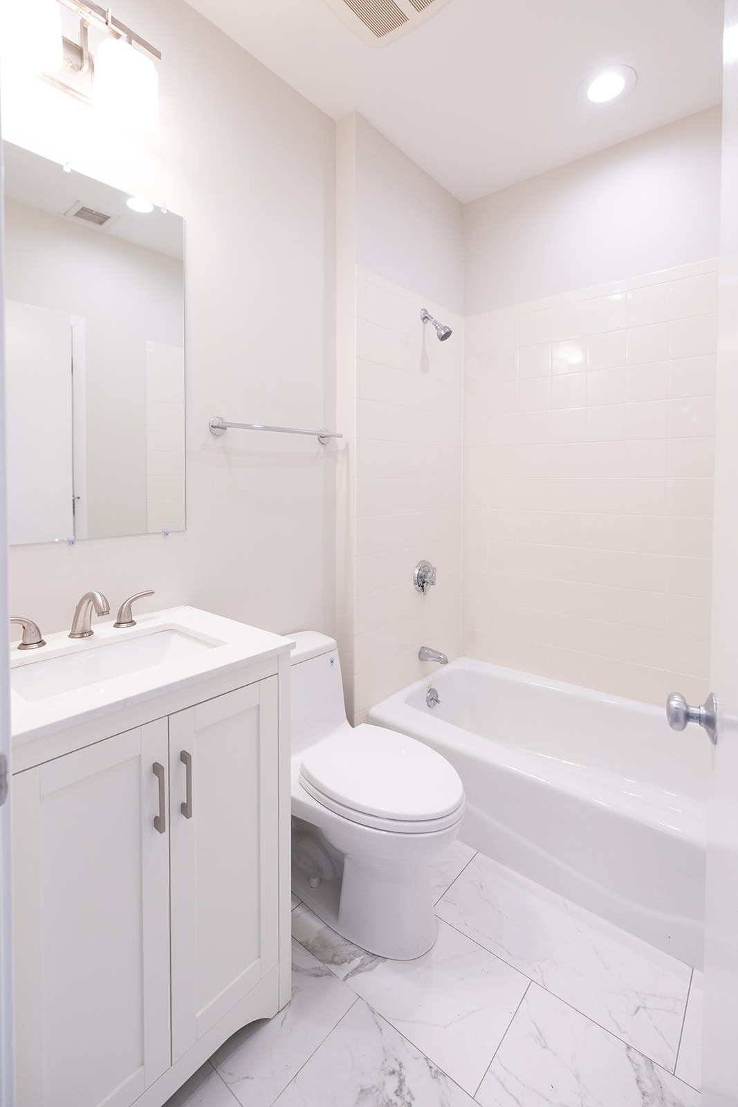 490 Harrison Ave, South End