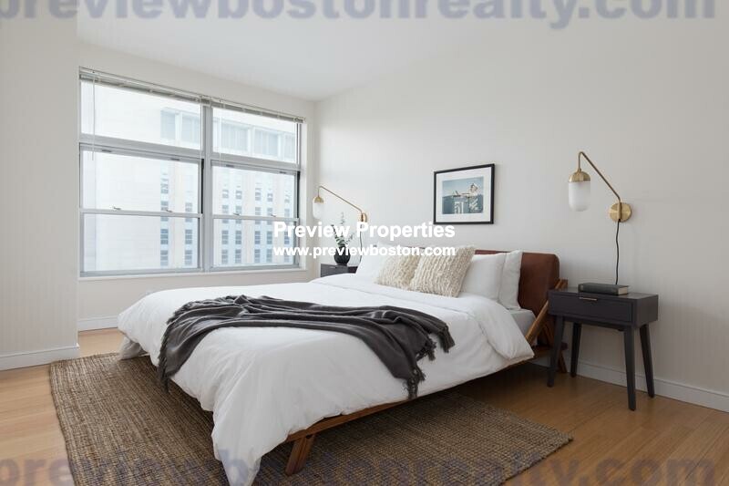 601 Albany St, South End