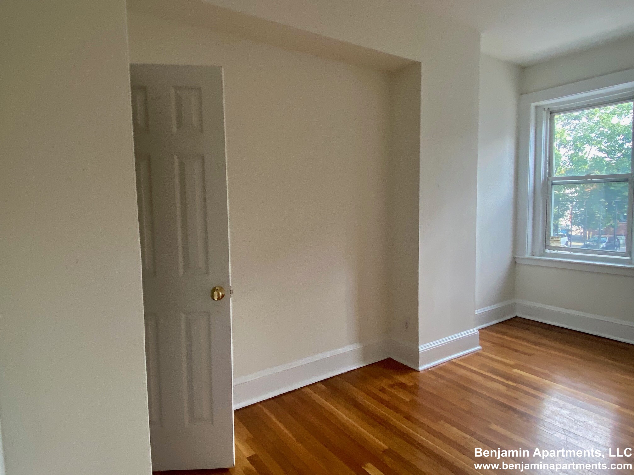 71 Brighton Ave, Allston