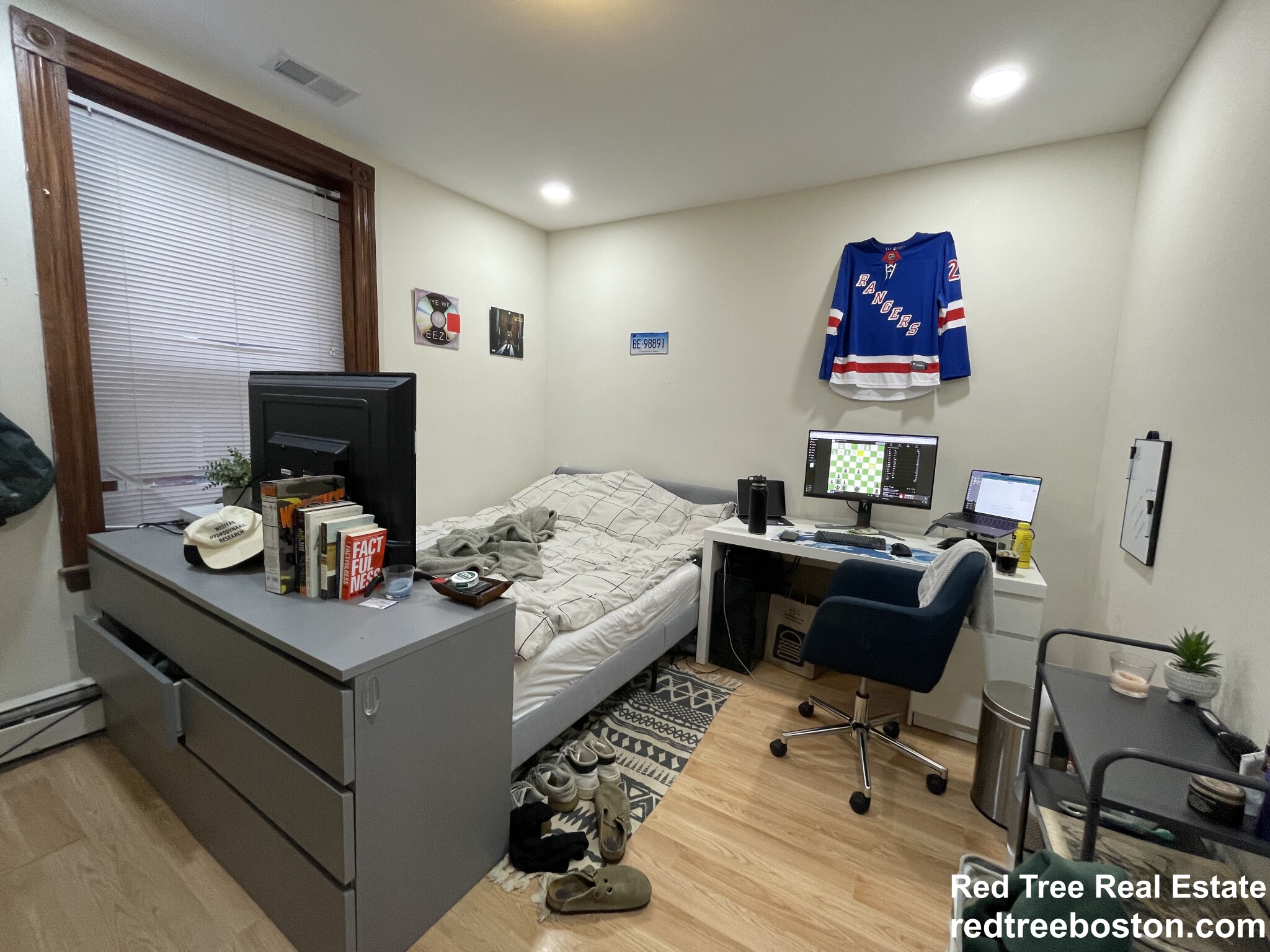 129 Cedar St, Roxbury