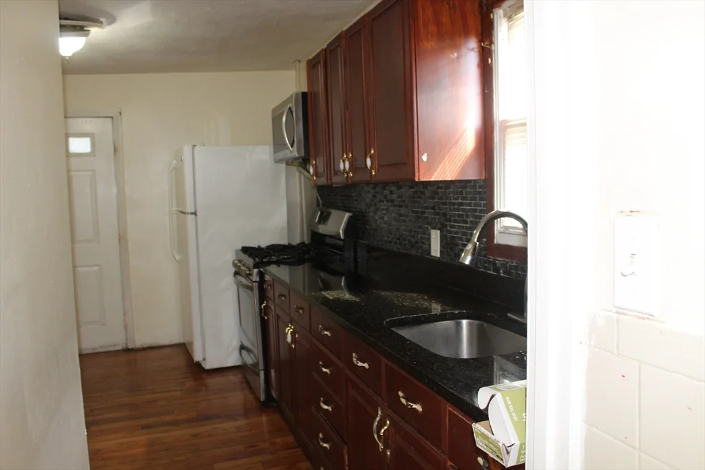 38 Fisk Ave, Magoun Square