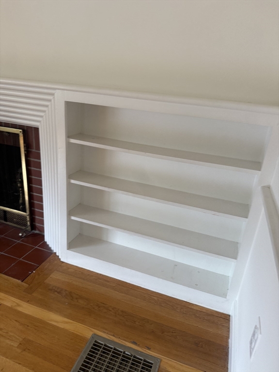 27 Buena Vista, Arlington