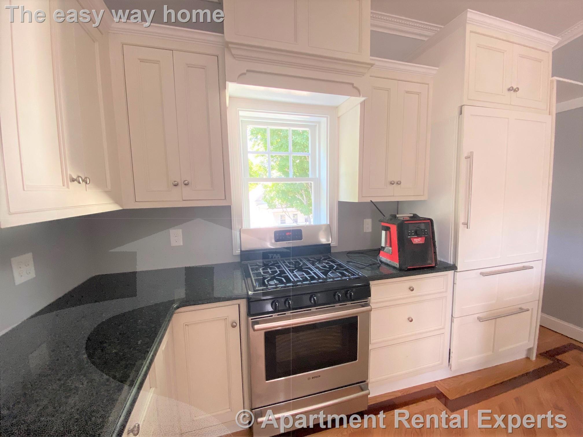 66 Dudley St, Salem St. Area