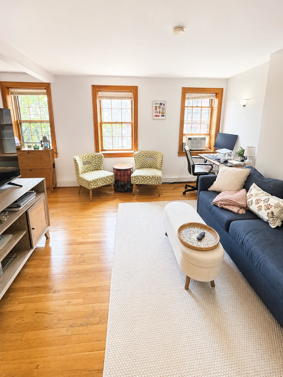 9 Winchester St, Bay Village
