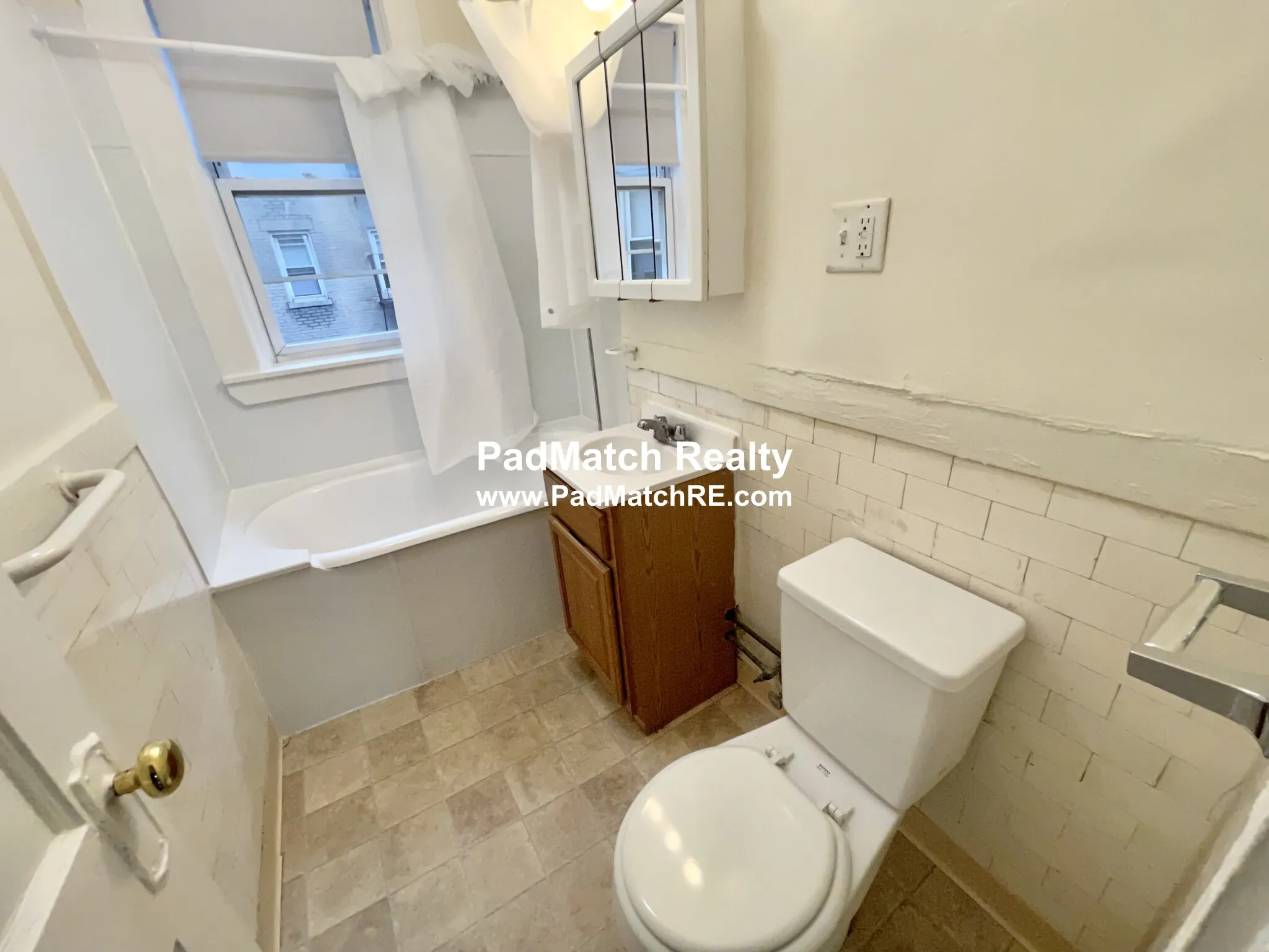 1175 Boylston St, Fenway