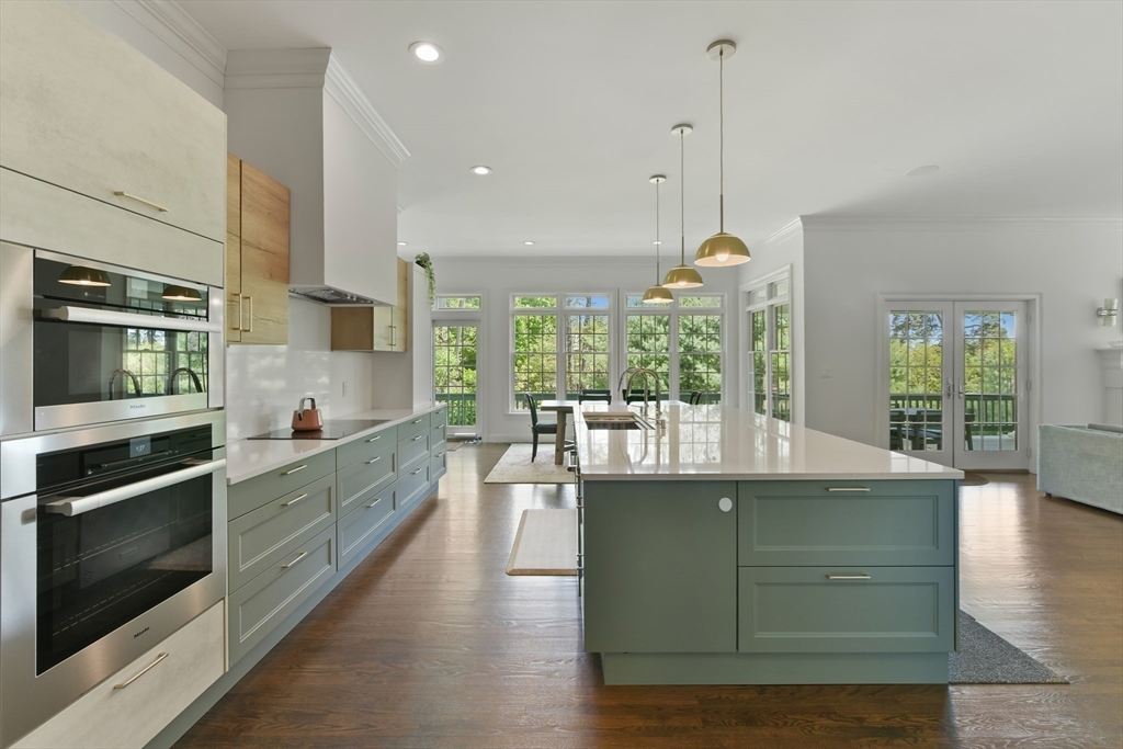 3 Wood Ln, Winchester