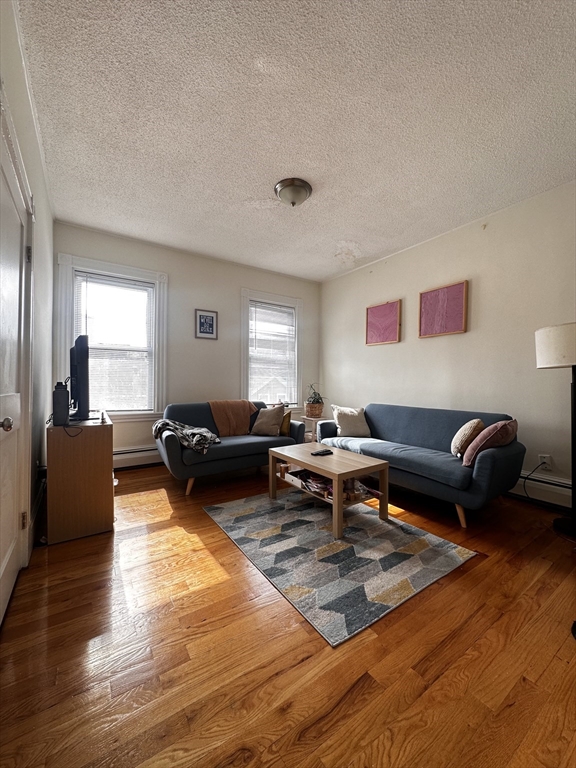 233 Charles St, East Cambridge