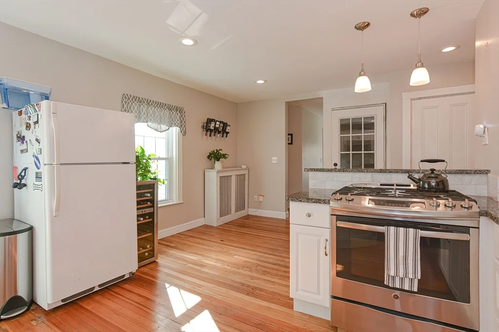 204 Front, Weymouth
