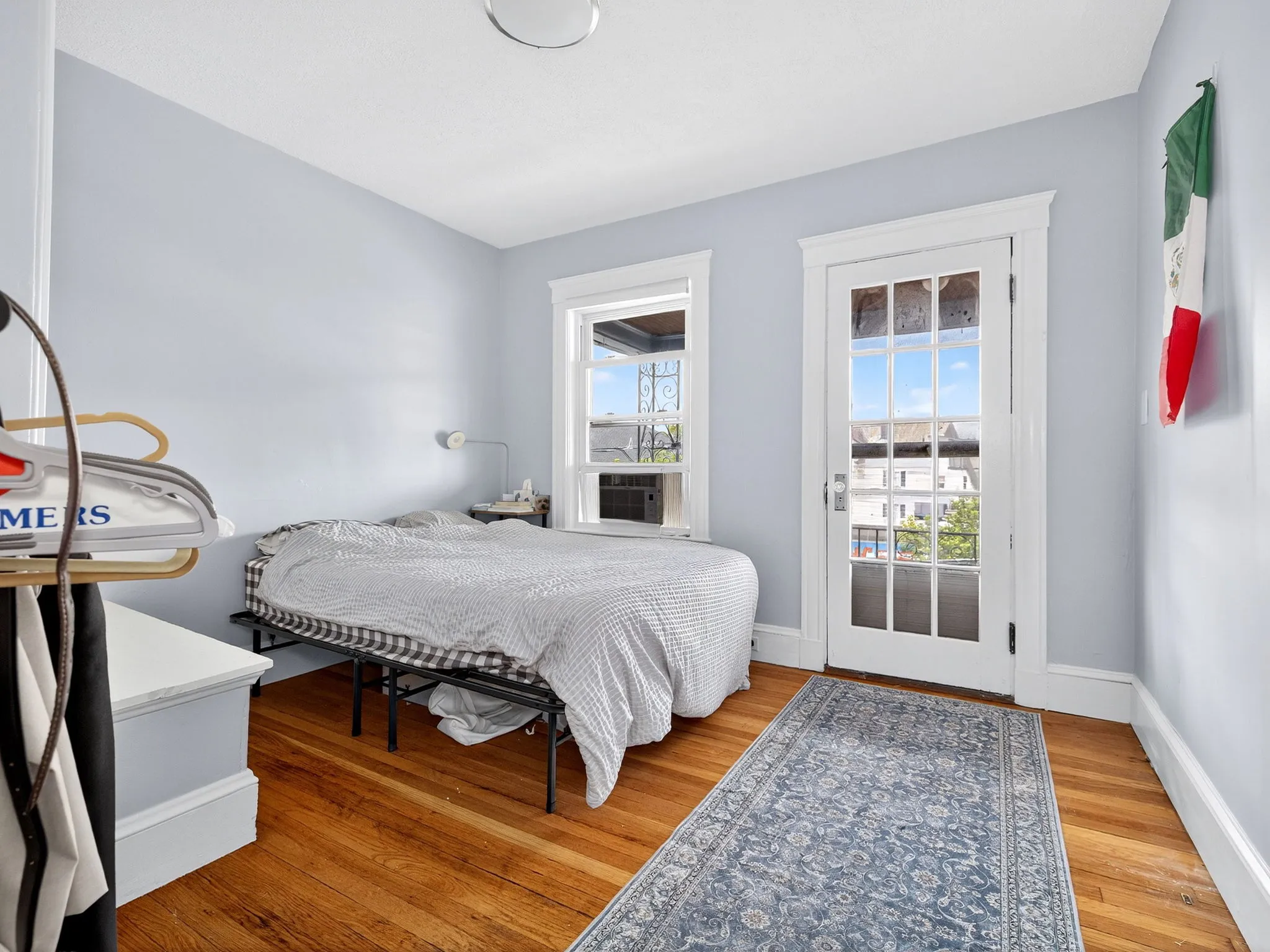 256 Main St, South Medford