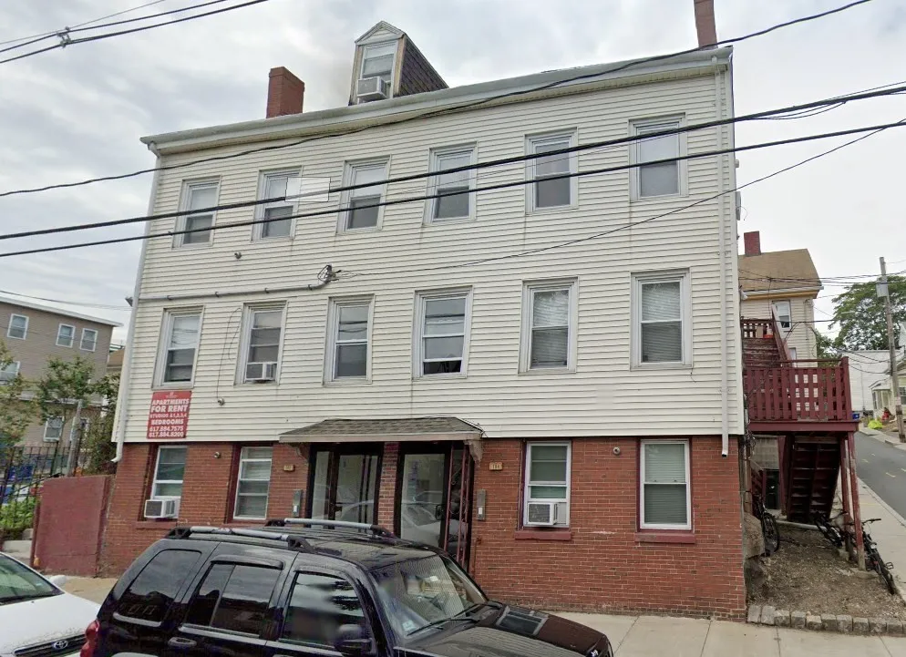 104 Beacon St, Chelsea