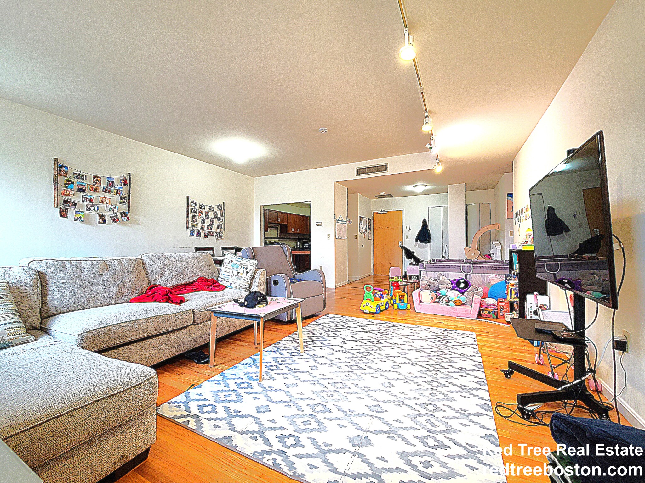 50 Winchester St, Coolidge Corner