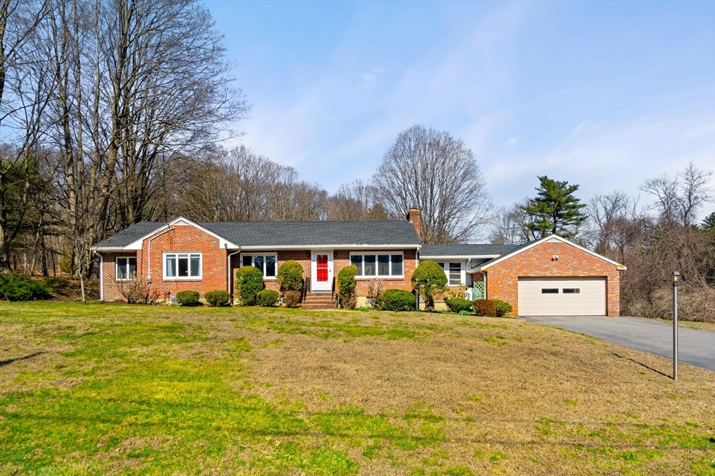 115 Mill St, Lincoln