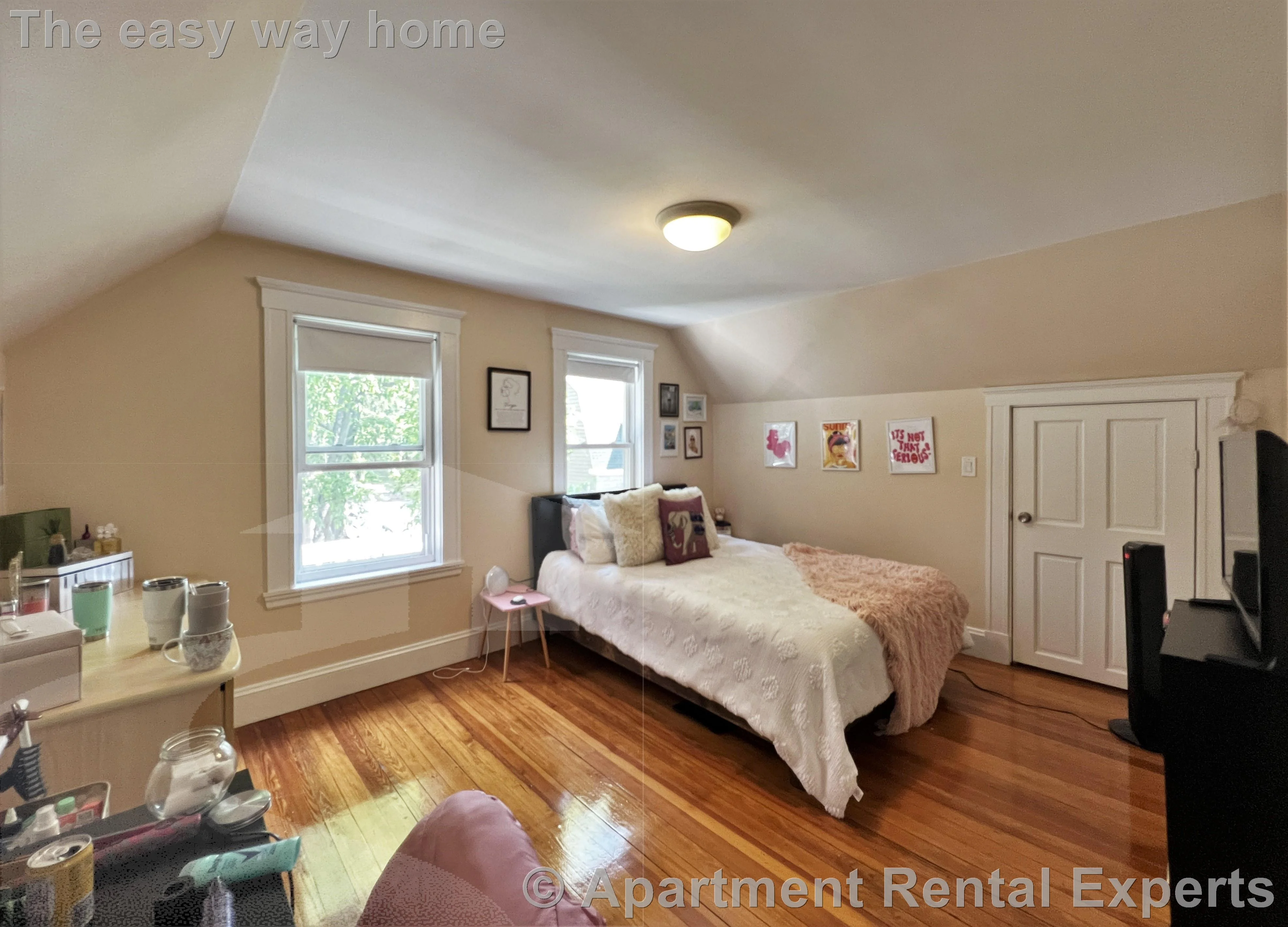 9 Whitfield Rd, Davis Square