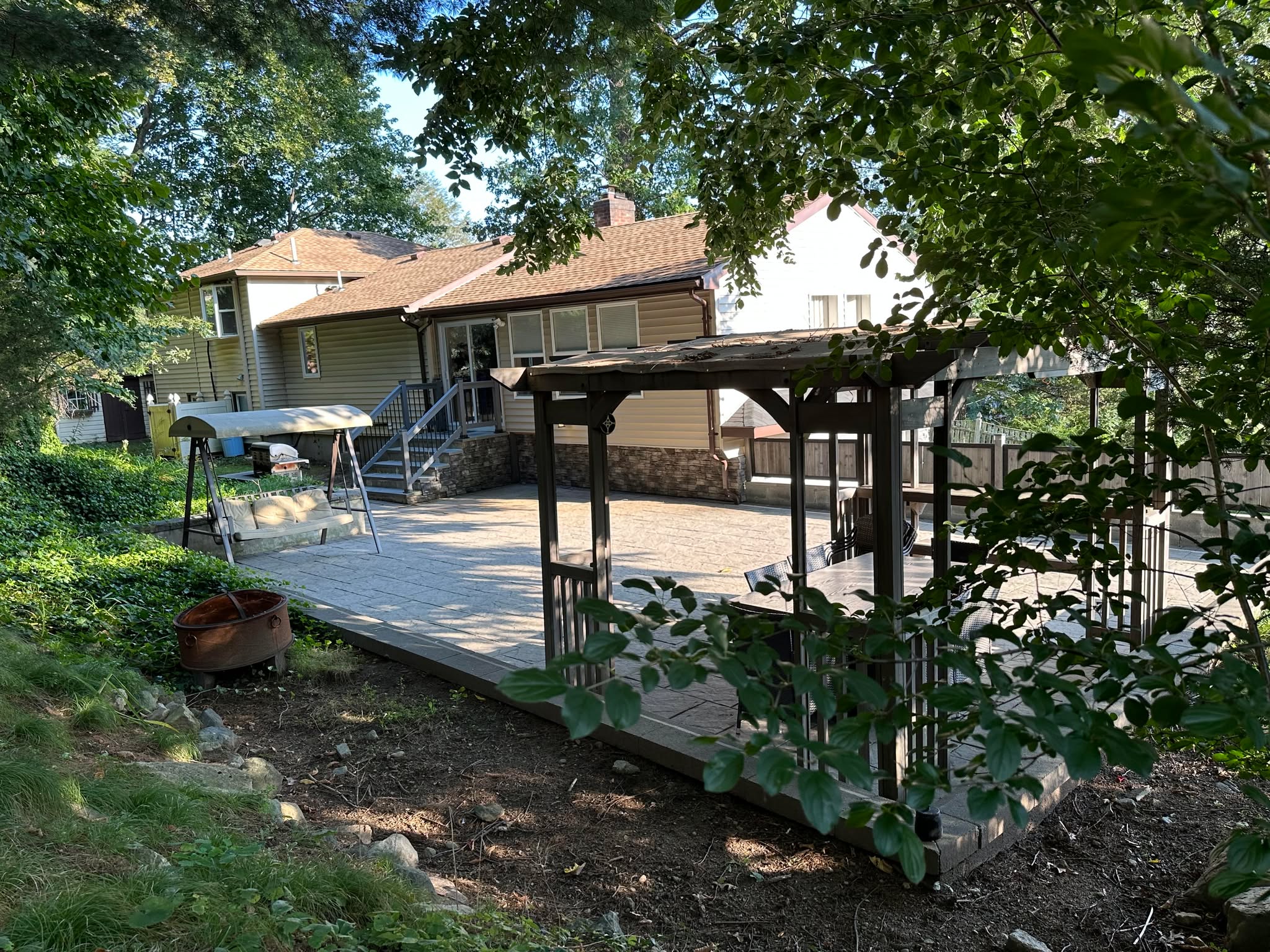 35 Glen Circle, Piety Corner Historic District