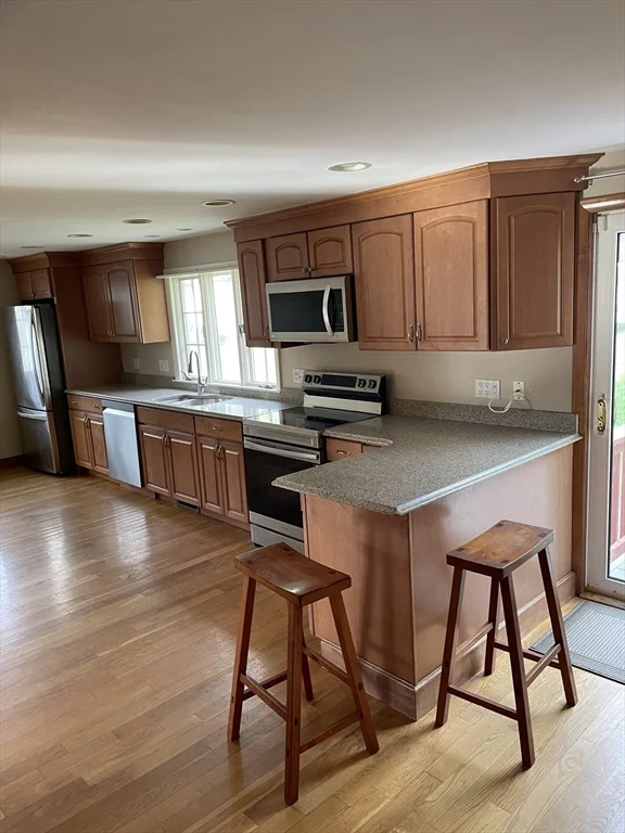 100 Francis Wyman Rd, Burlington