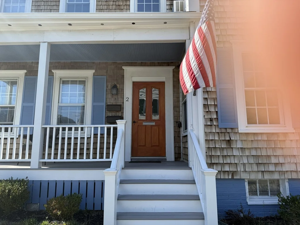 2 Fremont St, Downtown