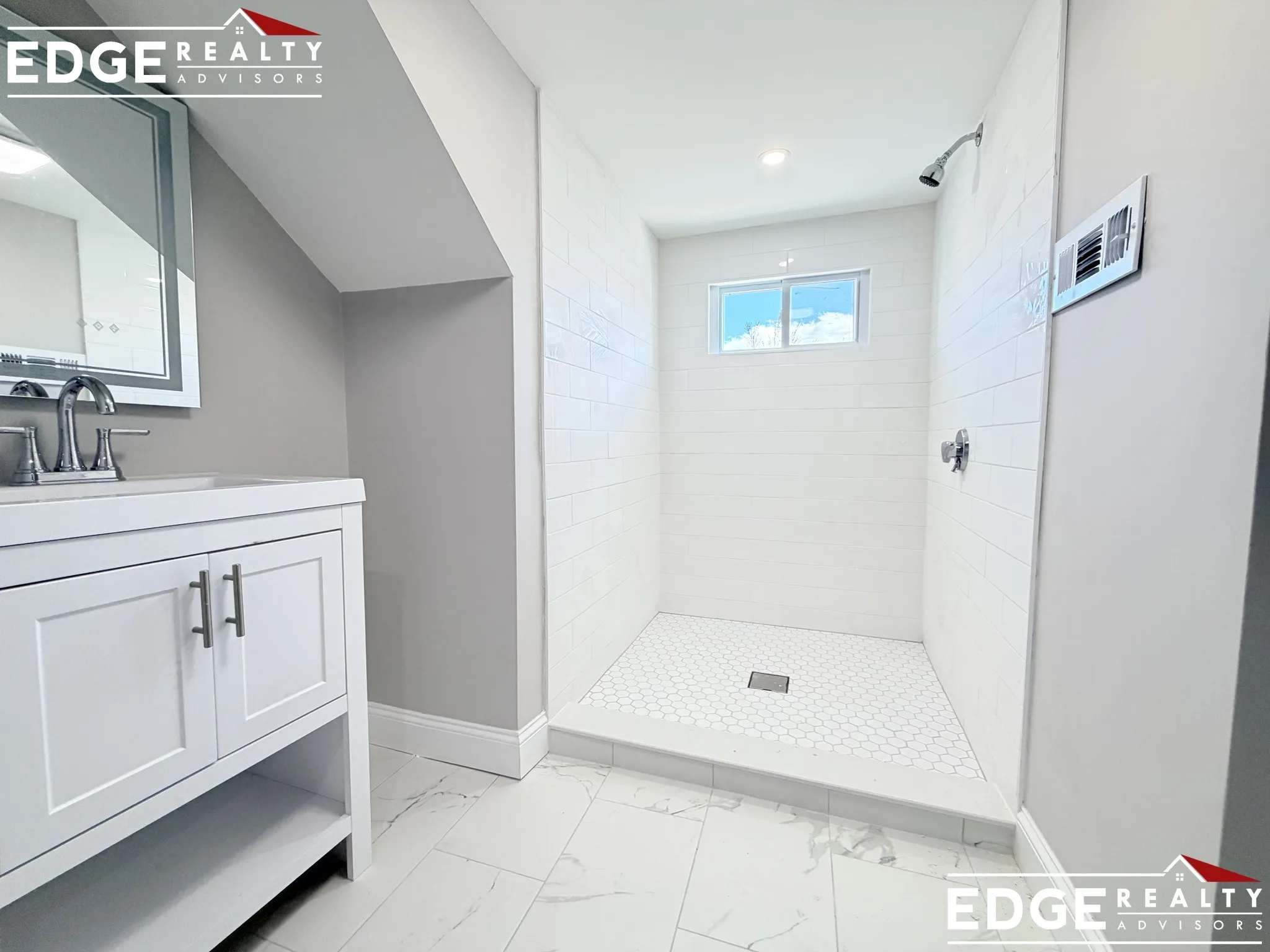 72 Hunnewell Ave, Brighton