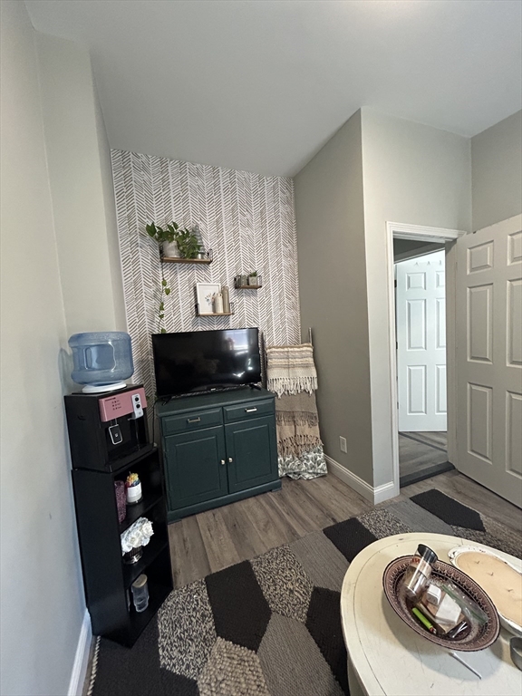 397 K St, South Boston