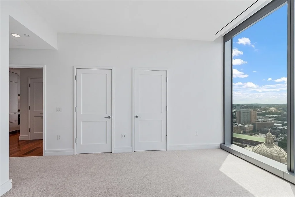 1 Dalton St, Back Bay