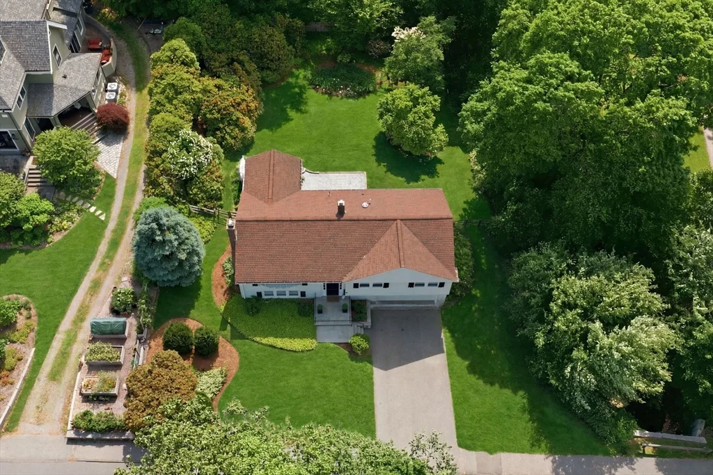 29 Brook St, Wellesley