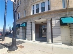 738 Washington St, Norwood