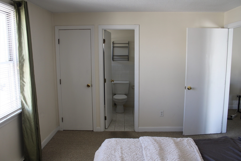 160 Turner Rd, Scituate