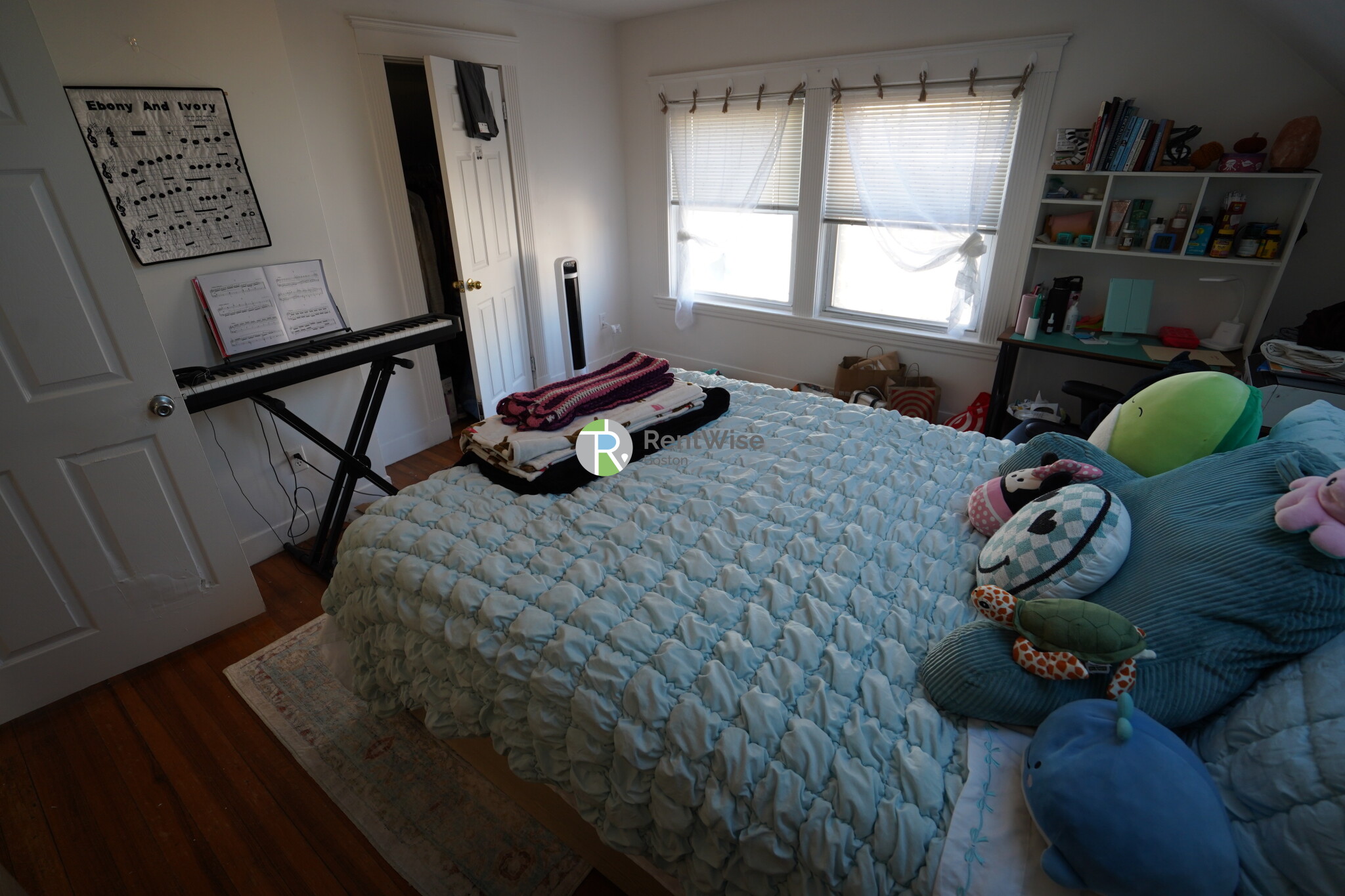 51 Gardner St, Allston