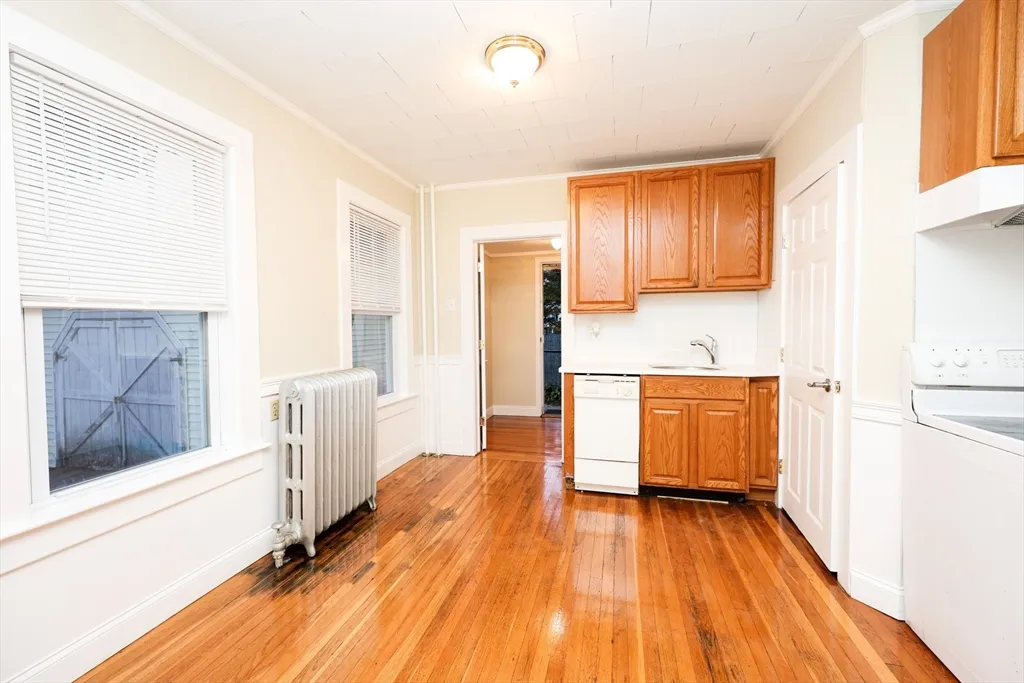 30 Sheppard Ave, Braintree