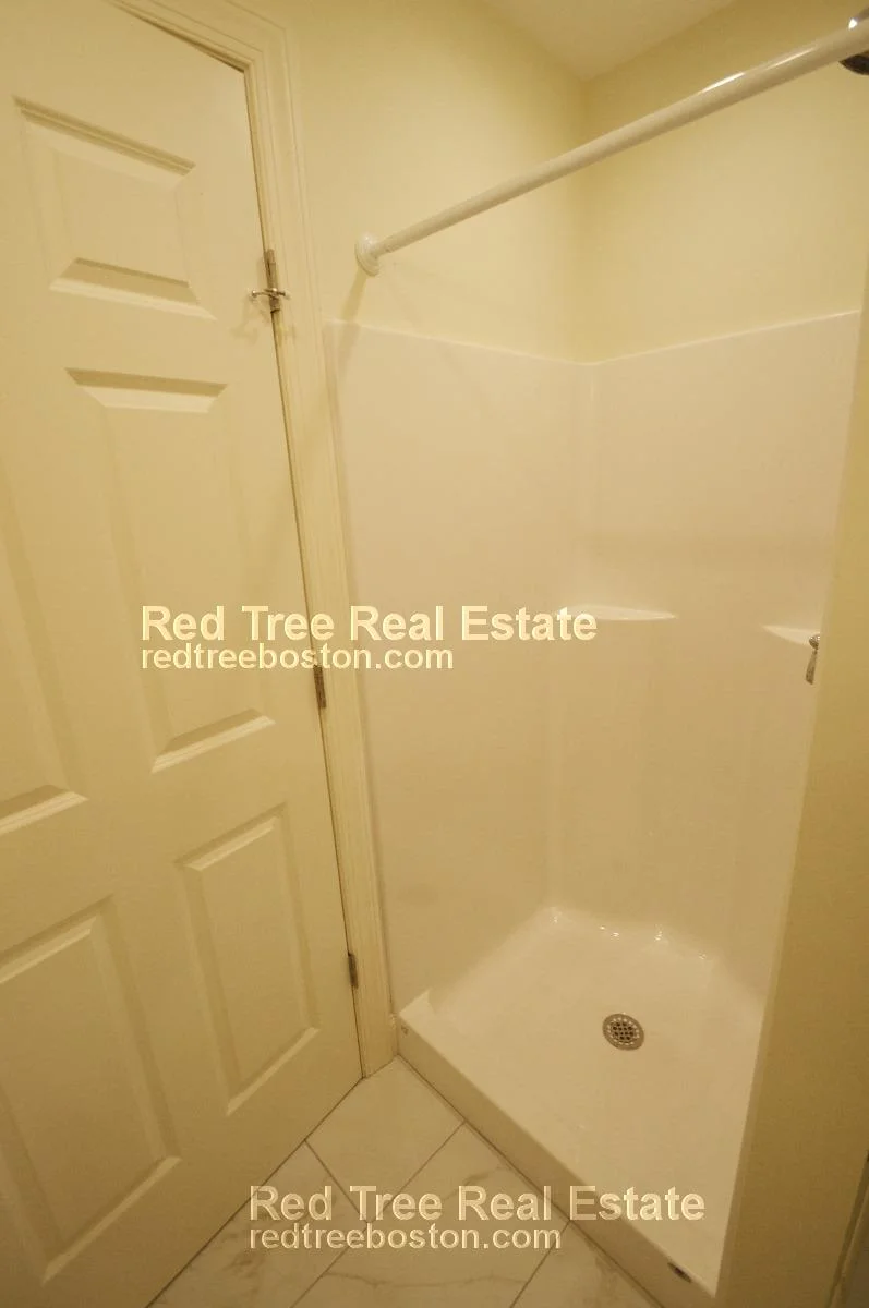 379 Harvard St, Mid Cambridge