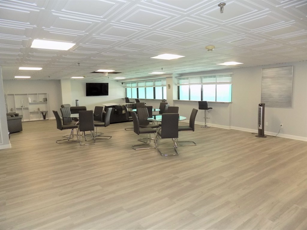 376 Ocean Ave, Revere Beach