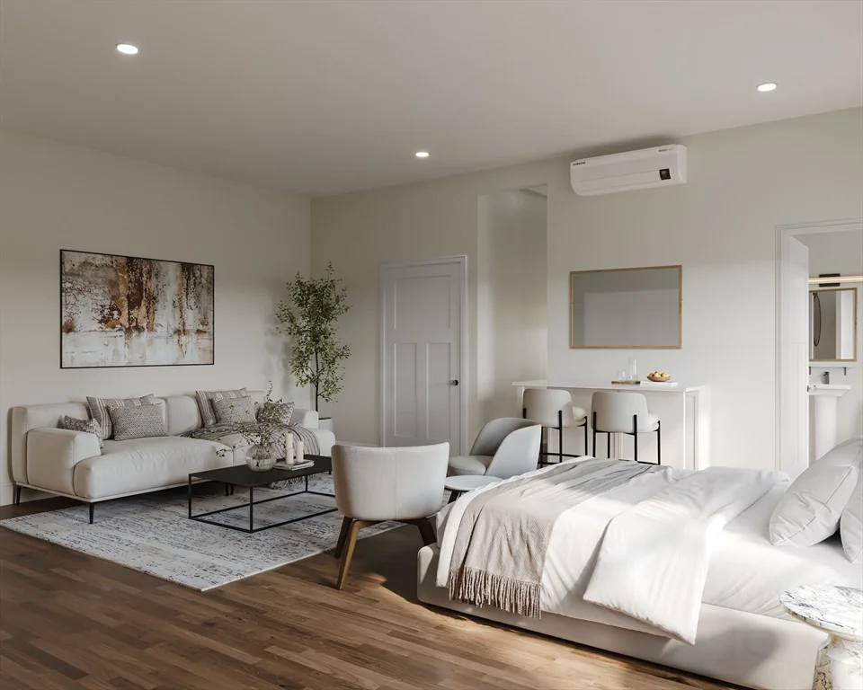 105 Charles St, Beacon Hill