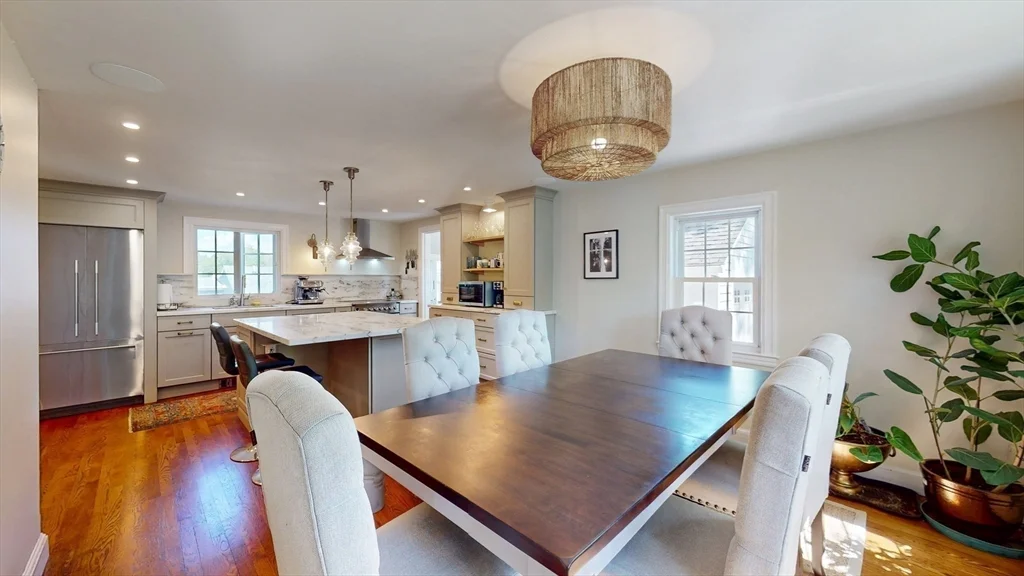 49 Ripley Rd, Medford