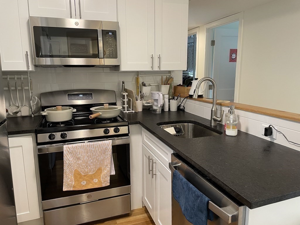255 Beacon St, Somerville