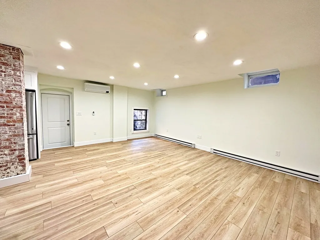 128 Webster St, East Boston