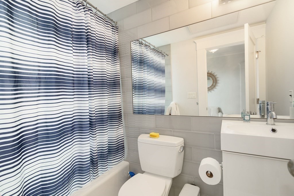 70 Craigie St, Spring Hill