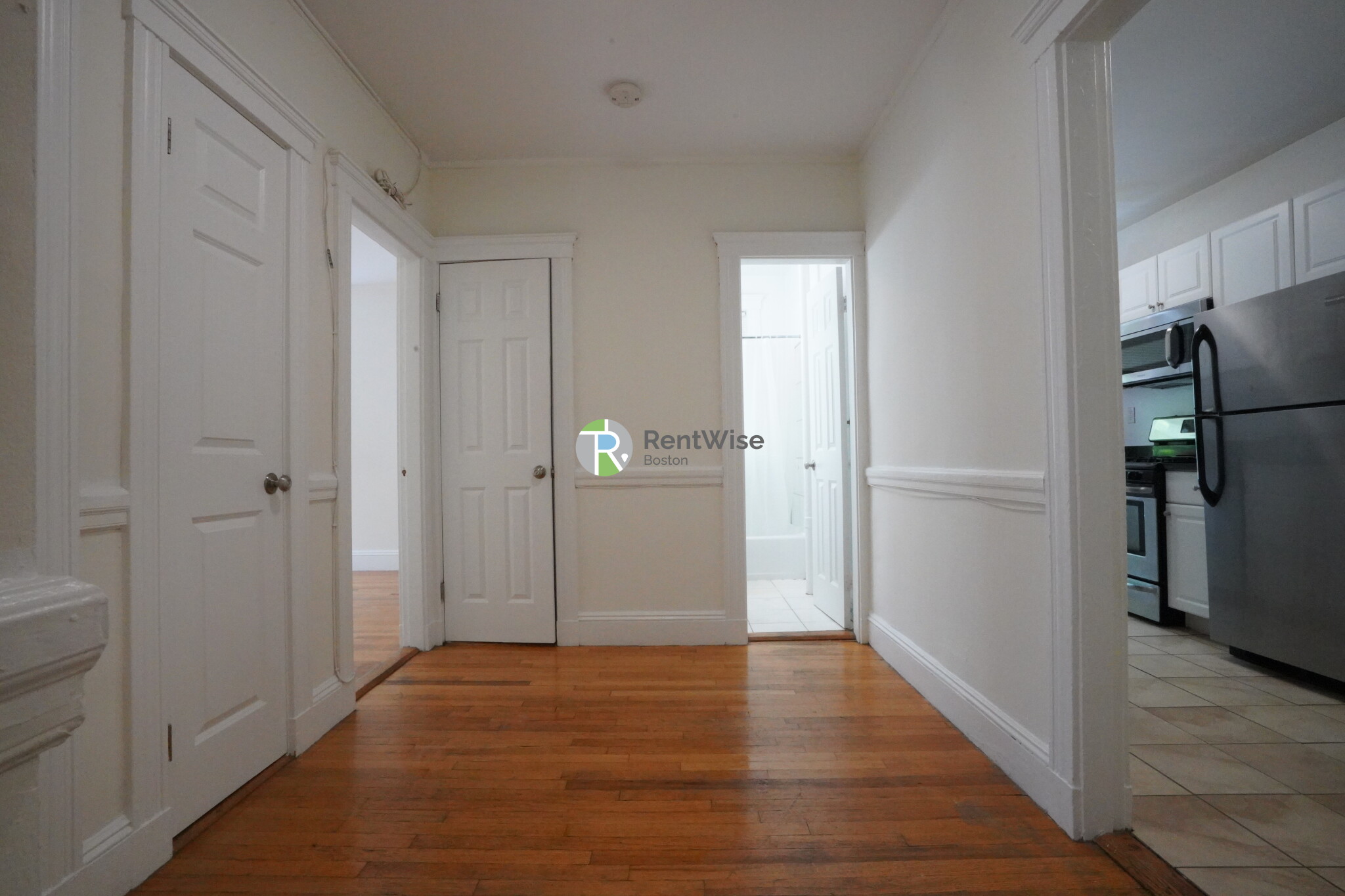 1848 Commonwealth Ave, Brighton