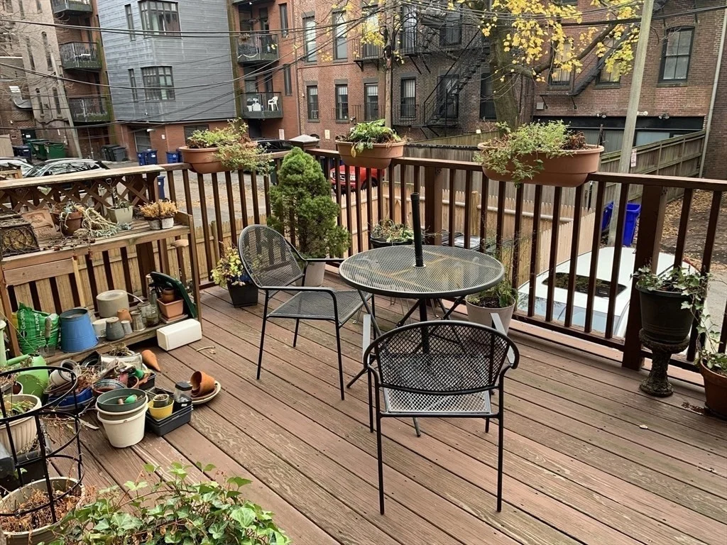 14 Wellington St, South End