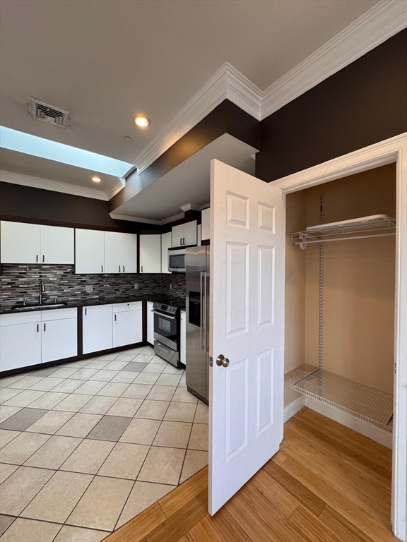 473 Revere Beach Pkwy, Revere